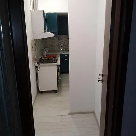 Apartament 2 Camere, Super Dragut Si Spatios, Zona Linistita, 100 Metrii De Calea Victoriei דירה