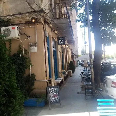 Apartament 2 Camere, Super Dragut Si Spatios, Zona Linistita, 100 Metrii De Calea Victoriei דירה